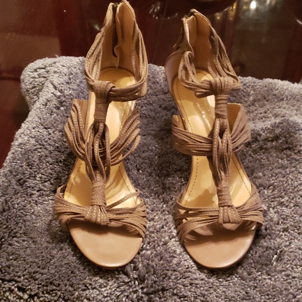 Nine West Olive Green Sandals